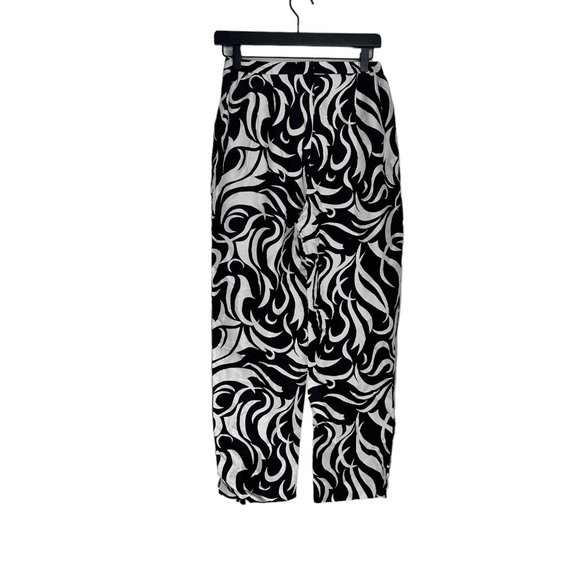 Adrianna Papell Silk Black & White Cropped Print Pants 8 - Picture 3 of 7